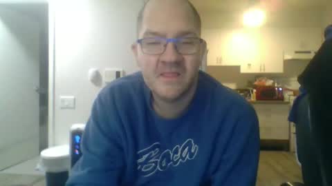 Snapshot of geekgamer41 chatting on February 18, 4:19 am geekgamer41 online show from February 18, 4:19 am