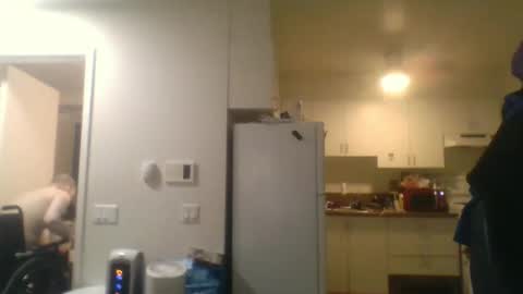 Snapshot of geekgamer41 chatting on February 19, 2:29 am geekgamer41 online show from February 19, 2:29 am