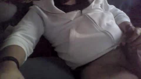 Snapshot of geiser091 chatting on November 4, 8:46 am geiser091 online show from November 4, 8:46 am