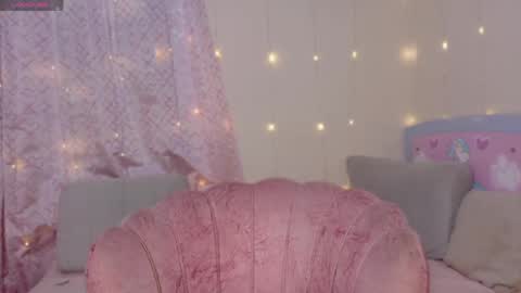 Snapshot of gema_shiny chatting on April 29, 3:32 am gema_shiny online show from April 29, 3:32 am