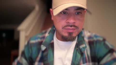 Snapshot of geminiboi0527 chatting on January 10, 9:11 am DaddyGem online show from January 10, 9:11 am