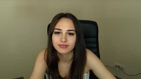 Snapshot of gemma_arterton chatting on November 13, 1:10 pm Gemma online show from November 13, 1:10 pm