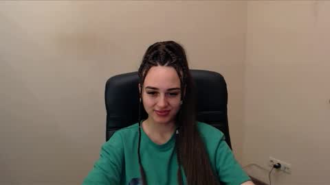 Snapshot of gemma_arterton chatting on March 19, 6:28 am Gemma online show from March 19, 6:28 am