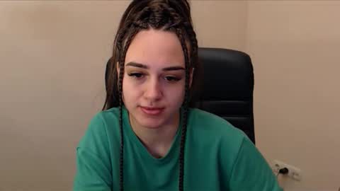 Snapshot of gemma_arterton chatting on March 20, 7:24 am Gemma online show from March 20, 7:24 am