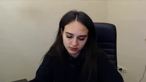 Snapshot of gemma_arterton chatting on March 30, 6:03 am Gemma online show from March 30, 6:03 am