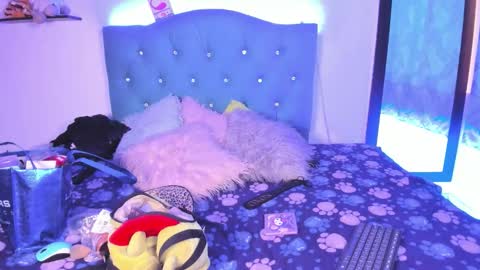 Snapshot of gemma_honey chatting on March 28, 1:54 pm Gemma online show from March 28, 1:54 pm