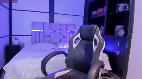 gemmabrown_ online show from February 20, 1:00 pm