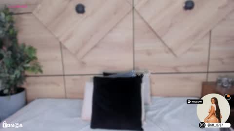 Snapshot of gemmacarter_ chatting on January 25, 10:50 pm    online show from January 25, 10:50 pm