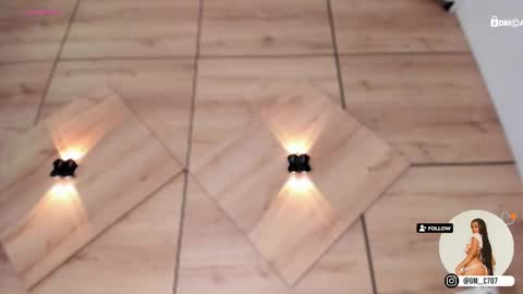 Snapshot of gemmacarter_ chatting on February 24, 10:58 pm    online show from February 24, 10:58 pm