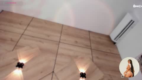 Snapshot of gemmacarter_ chatting on February 26, 2:04 am    online show from February 26, 2:04 am