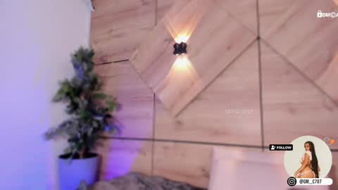 Snapshot of gemmacarter_ chatting on February 28, 11:01 pm    online show from February 28, 11:01 pm