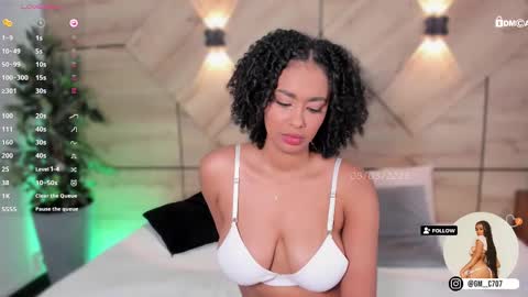 Snapshot of gemmacarter_ chatting on March 5, 10:43 pm    online show from March 5, 10:43 pm