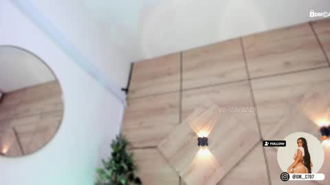 Snapshot of gemmacarter_ chatting on March 8, 10:24 pm    online show from March 8, 10:24 pm