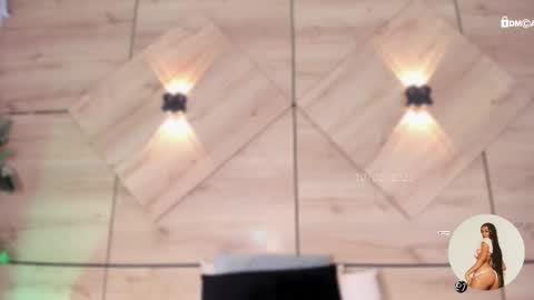 Snapshot of gemmacarter_ chatting on March 10, 10:45 pm    online show from March 10, 10:45 pm