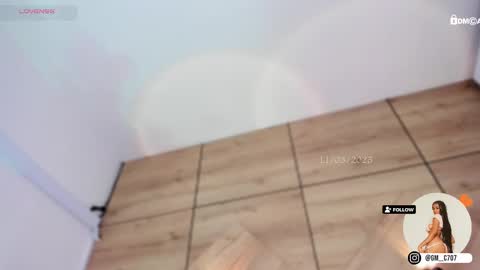 Snapshot of gemmacarter_ chatting on March 11, 10:42 pm    online show from March 11, 10:42 pm