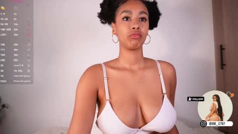 Snapshot of gemmacarter_ chatting on September 12, 5:35 pm    online show from September 12, 5:35 pm