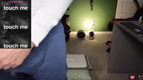 generalbliss online show from December 15, 4:06 am