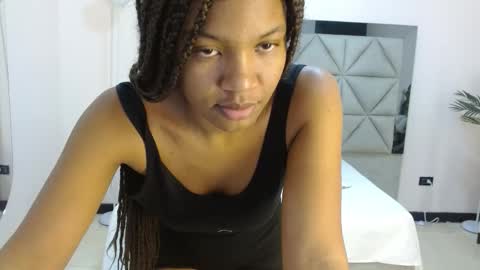 Snapshot of genesis_moretz chatting on March 3, 3:45 am GENESIS online show from March 3, 3:45 am