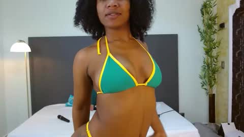 Snapshot of genesis_moretz chatting on March 25, 5:46 am GENESIS online show from March 25, 5:46 am