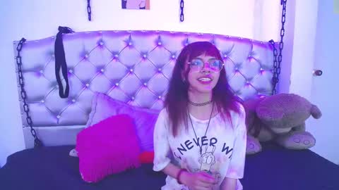 Snapshot of genesis_rea_ chatting on January 8, 2:03 pm genesis_rea_ online show from January 8, 2:03 pm