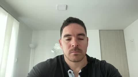 Snapshot of genesis_wb chatting on December 8, 8:47 pm genesis_wb online show from December 8, 8:47 pm