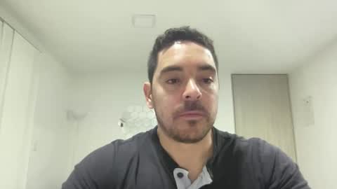 Snapshot of genesis_wb chatting on December 18, 1:59 am genesis_wb online show from December 18, 1:59 am