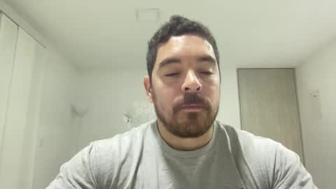 Snapshot of genesis_wb chatting on January 2, 2:33 am genesis_wb online show from January 2, 2:33 am