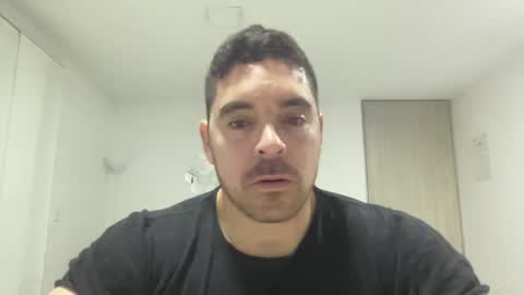 Snapshot of genesis_wb chatting on January 15, 12:19 am genesis_wb online show from January 15, 12:19 am