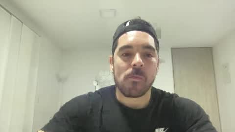 Snapshot of genesis_wb chatting on February 2, 2:59 am genesis_wb online show from February 2, 2:59 am