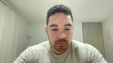 Snapshot of genesis_wb chatting on February 8, 12:06 am genesis_wb online show from February 8, 12:06 am