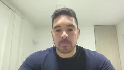 Snapshot of genesis_wb chatting on February 11, 12:17 am genesis_wb online show from February 11, 12:17 am