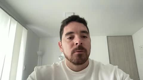 Snapshot of genesis_wb chatting on February 15, 7:28 pm genesis_wb online show from February 15, 7:28 pm