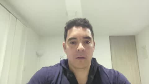 Snapshot of genesis_wb chatting on February 22, 2:17 am genesis_wb online show from February 22, 2:17 am