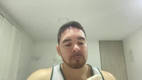 Snapshot of genesis_wb chatting on September 22, 3:19 am genesis_wb online show from September 22, 3:19 am