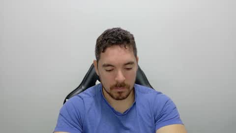 Snapshot of genesis_wb chatting on October 5, 4:44 am genesis_wb online show from October 5, 4:44 am