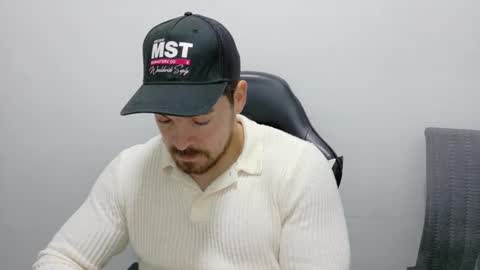 Snapshot of genesis_wb chatting on October 14, 12:11 am genesis_wb online show from October 14, 12:11 am