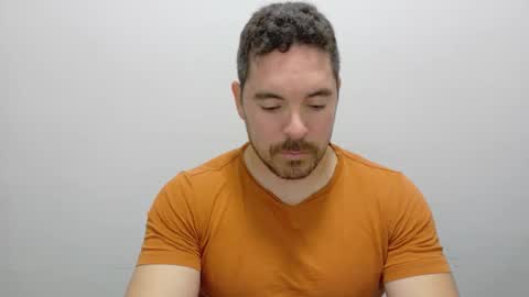 Snapshot of genesis_wb chatting on November 7, 1:49 am genesis_wb online show from November 7, 1:49 am