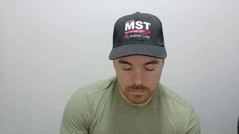 Snapshot of genesis_wb chatting on November 28, 1:52 am genesis_wb online show from November 28, 1:52 am