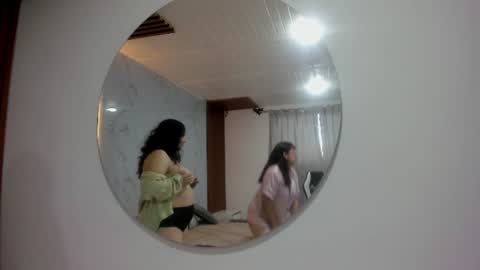 Snapshot of genesis_y_moon chatting on June 20, 11:02 am genesis_y_moon online show from June 20, 11:02 am