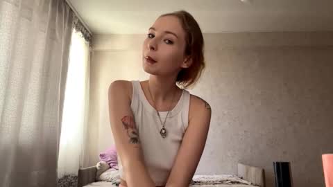 Emmi online show from September 17, 11:12 am