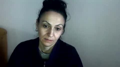 Snapshot of genie_all chatting on December 14, 11:48 am GenieAll online show from December 14, 11:48 am