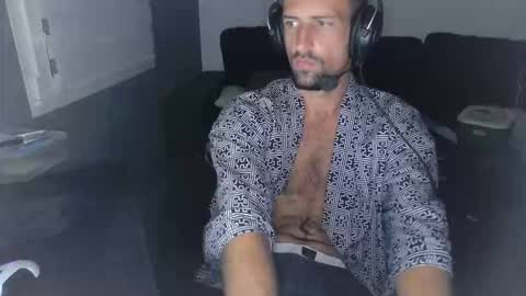 Snapshot of genie_lamps chatting on September 9, 10:09 pm Edouard online show from September 9, 10:09 pm