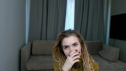 Emily online show from March 24, 12:10 pm