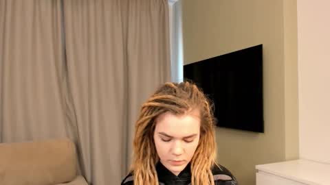 Emily online show from March 26, 11:38 am