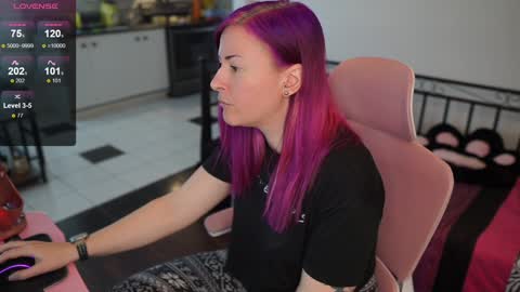 Snapshot of gennyrock chatting on February 6, 8:13 pm Genny Rock and online show from February 6, 8:13 pm