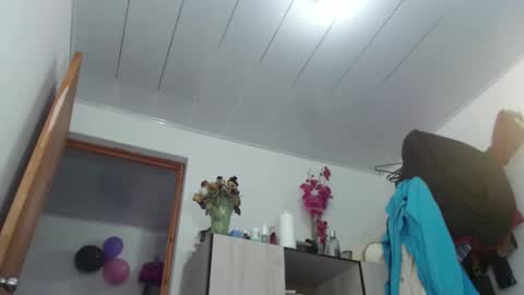 gensesisex online show from December 8, 3:32 am