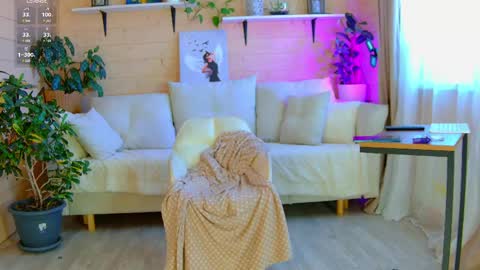 Anna online show from March 6, 10:56 am