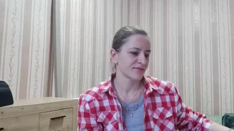 Snapshot of gentlemuse1 chatting on January 8, 7:10 am Tasha online show from January 8, 7:10 am