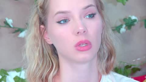 GentleRossi online show from March 18, 3:59 pm