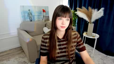 Snapshot of gentltease chatting on April 18, 4:38 am Alice online show from April 18, 4:38 am